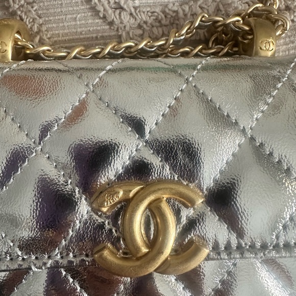 Chanel Silver and Gold Quilted Crossbody Bag - Picture 3 of 8